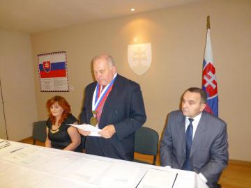 ustanovujúce zasadnutie ustanovujúce zasadnutie