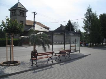 námestie s parkom námestie s parkom